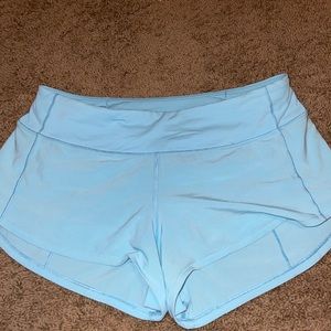 Lululemon Speed Up low rise Short 2.5”